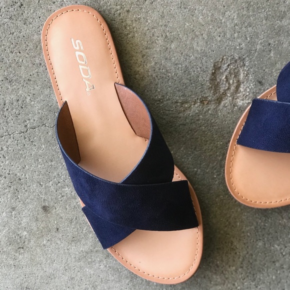 soda sandals criss cross